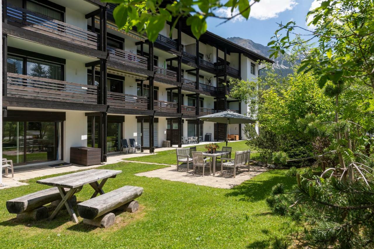 Tgesa La Roiva, Ferienwohnungen mit Hallenbad und Sauna Lenzerheide/Lai Exterior foto