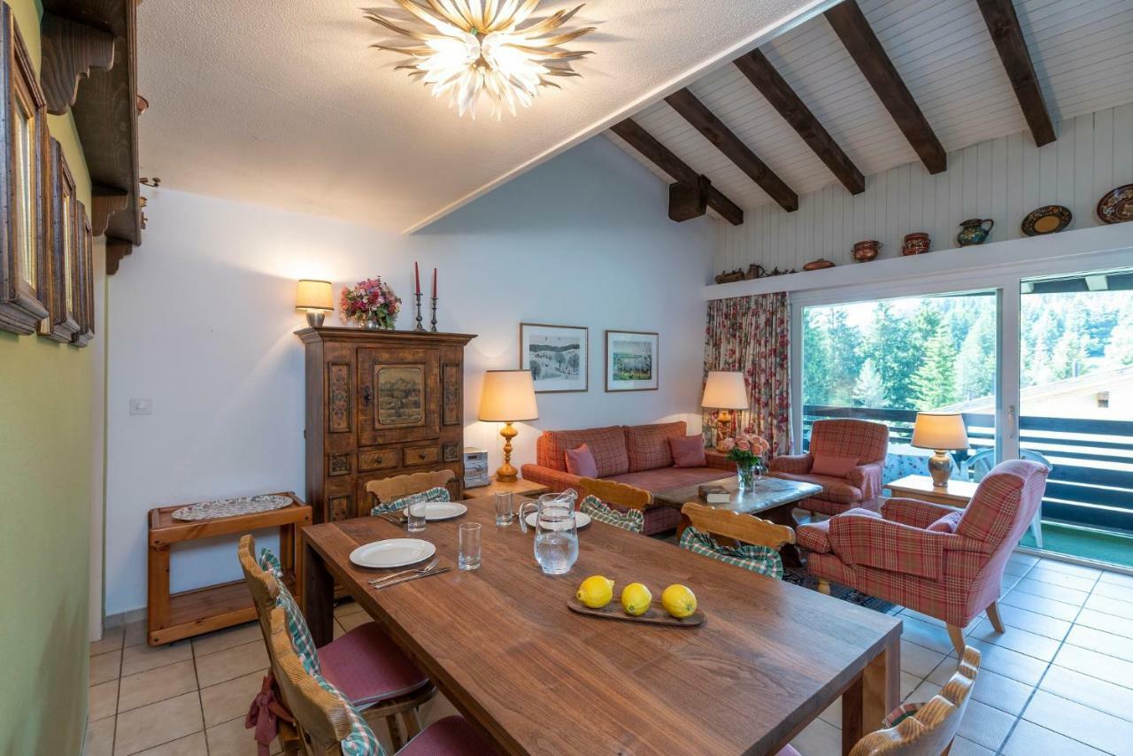 Tgesa La Roiva, Ferienwohnungen mit Hallenbad und Sauna Lenzerheide/Lai Exterior foto